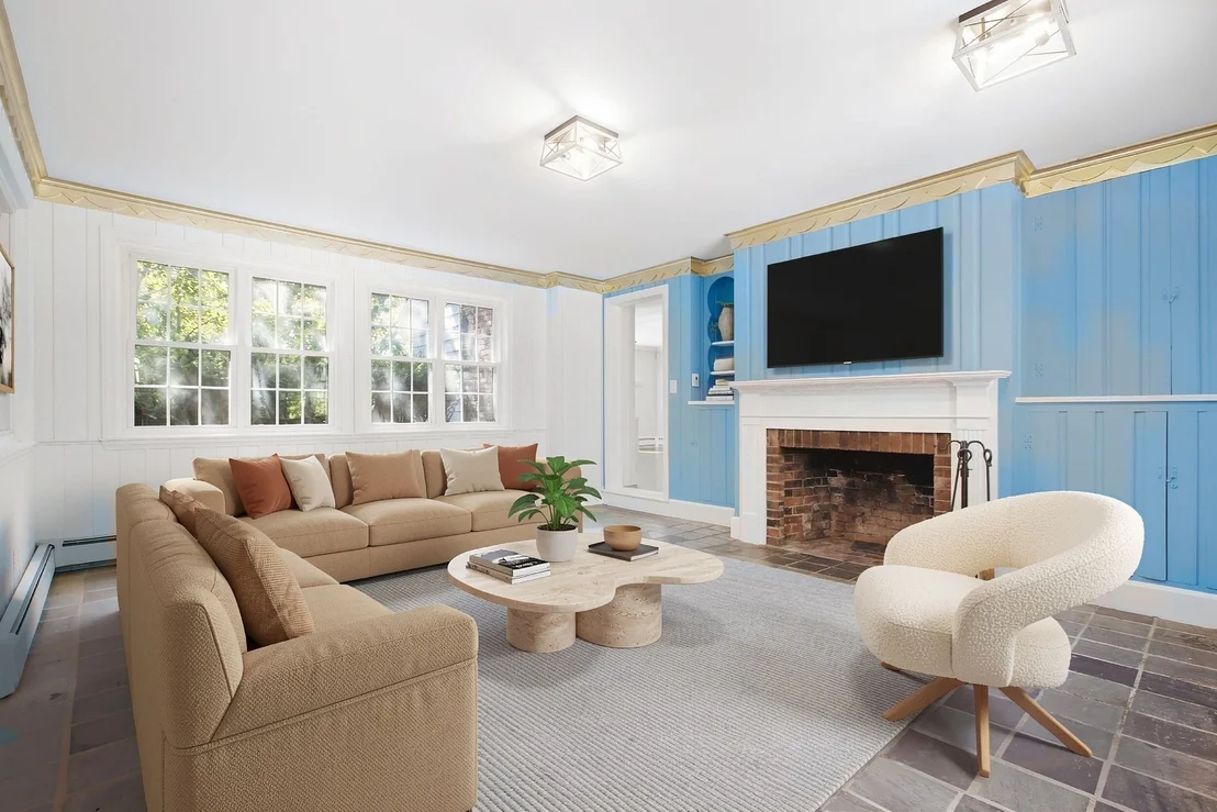 Photo of 128 Meadowbrook Rd