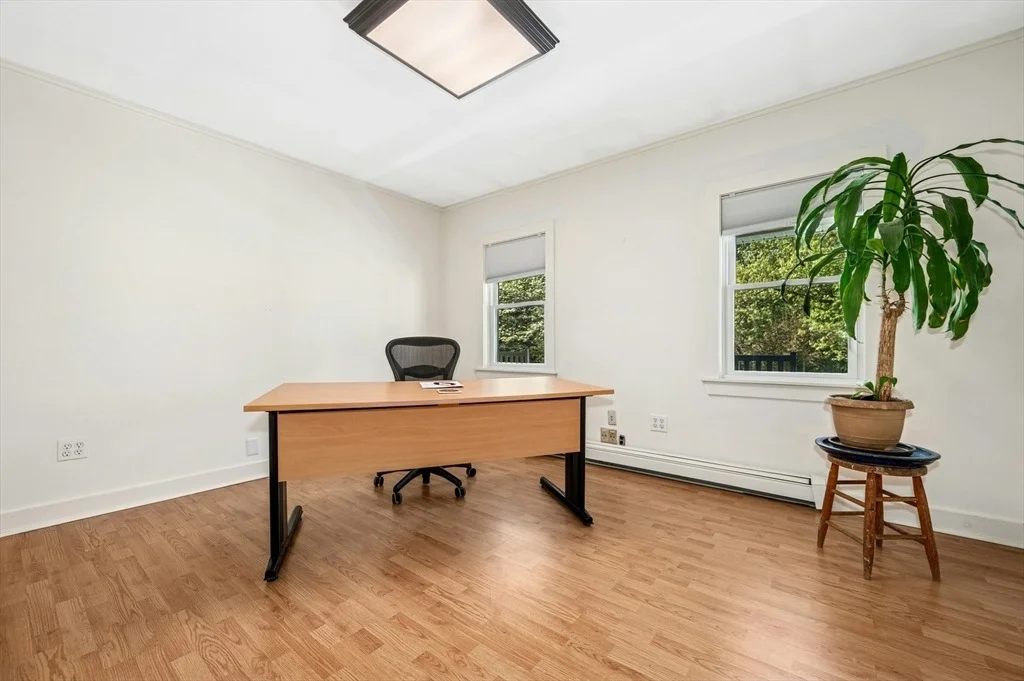 Photo of 25 Warren Street