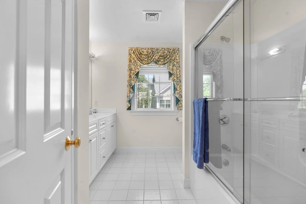 Photo of 14 Glenneagle Dr