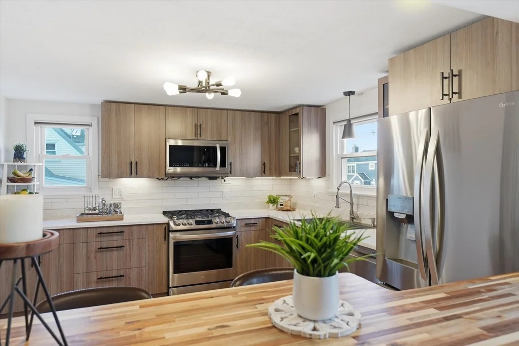 Photo of 27 Garfield Ave