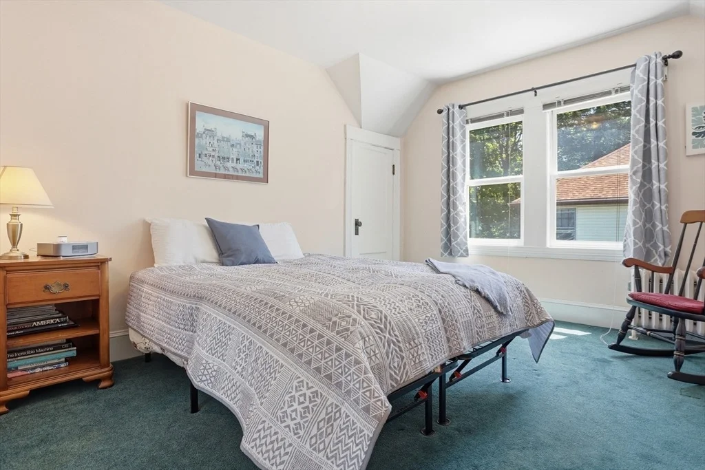 Photo of 47 Bingham Ave