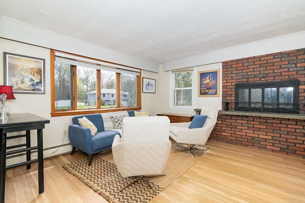 Photo of 4 Park Dr