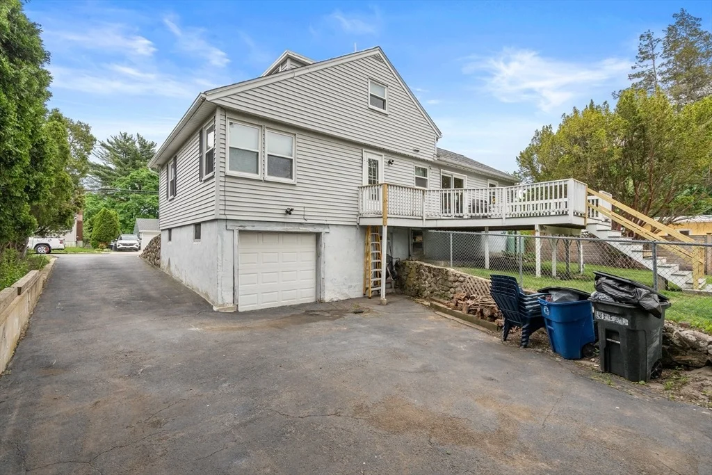 Photo of 32 Oak St
