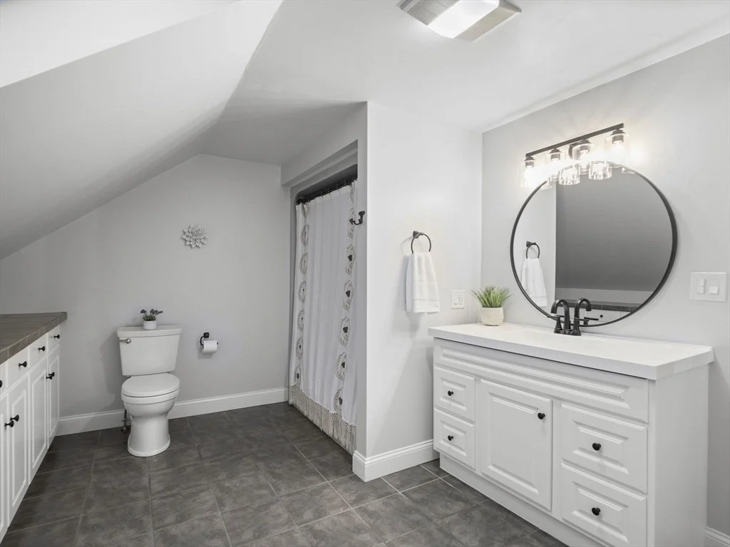Photo of 10 Alfred Dr