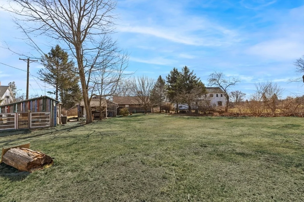 Photo of 110 Middle Rd