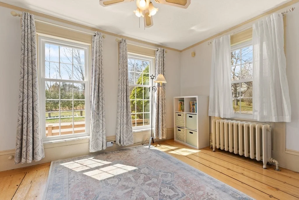 Photo of 700 High St