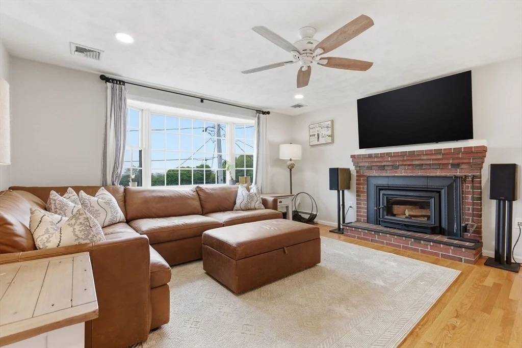 Photo of 66 Phillips Cir