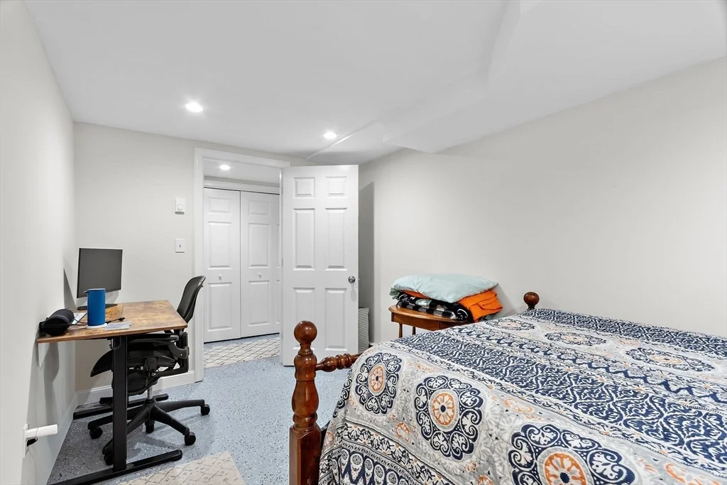 Photo of 472 Coronation Drive
