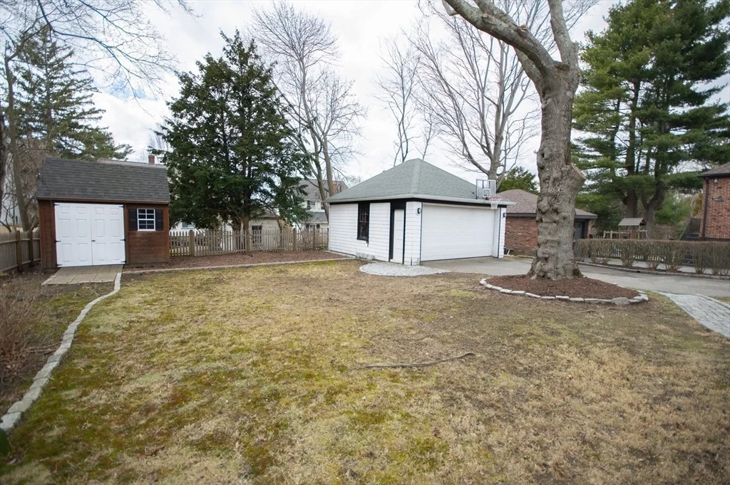 Photo of 403 Common St.
