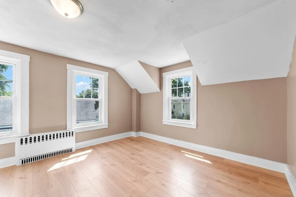 Photo of 9 Dervin Pl