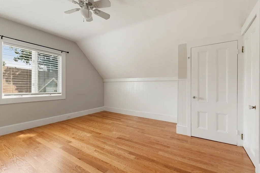 Photo of 18 Willow Ave
