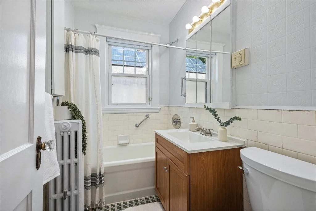 Photo of 57 Huron Cir