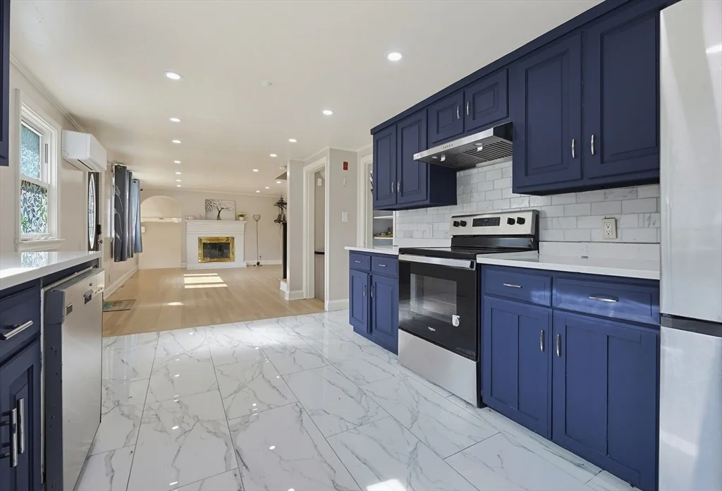 Photo of 14 Lewis Rd