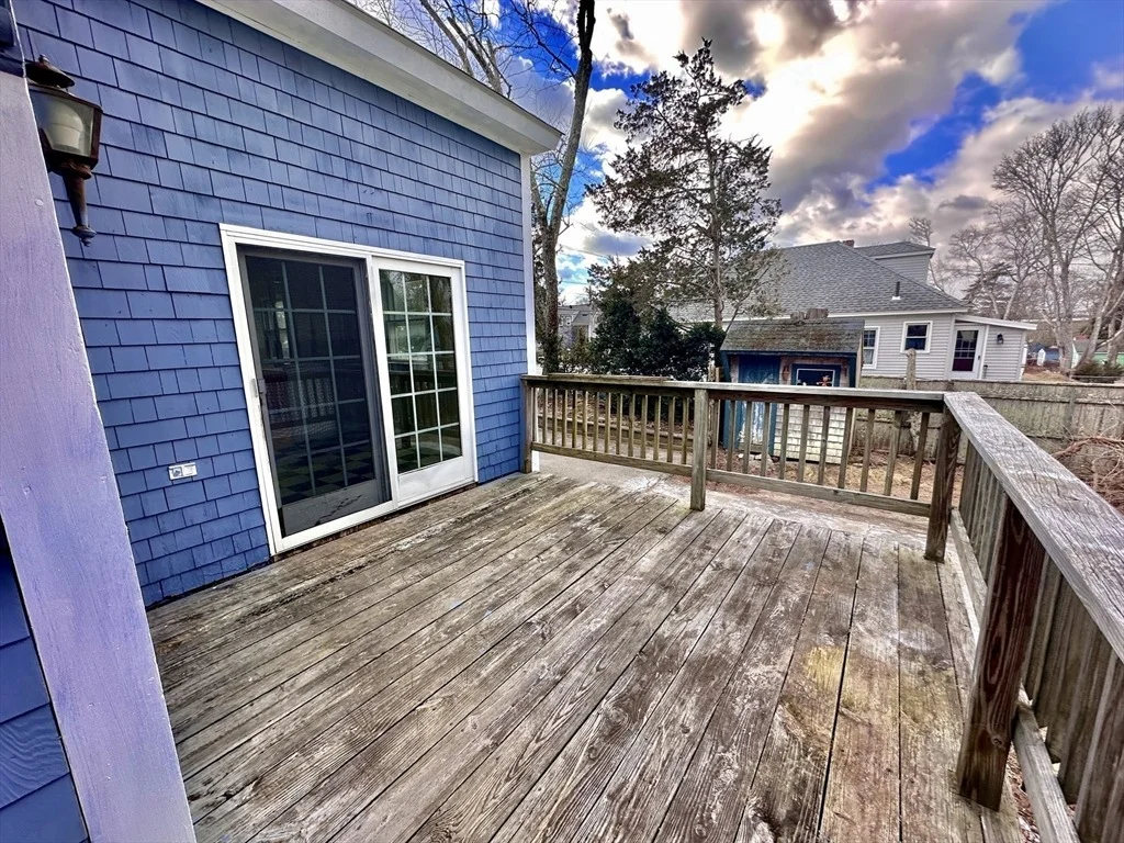 Photo of 40 Sandwich Rd