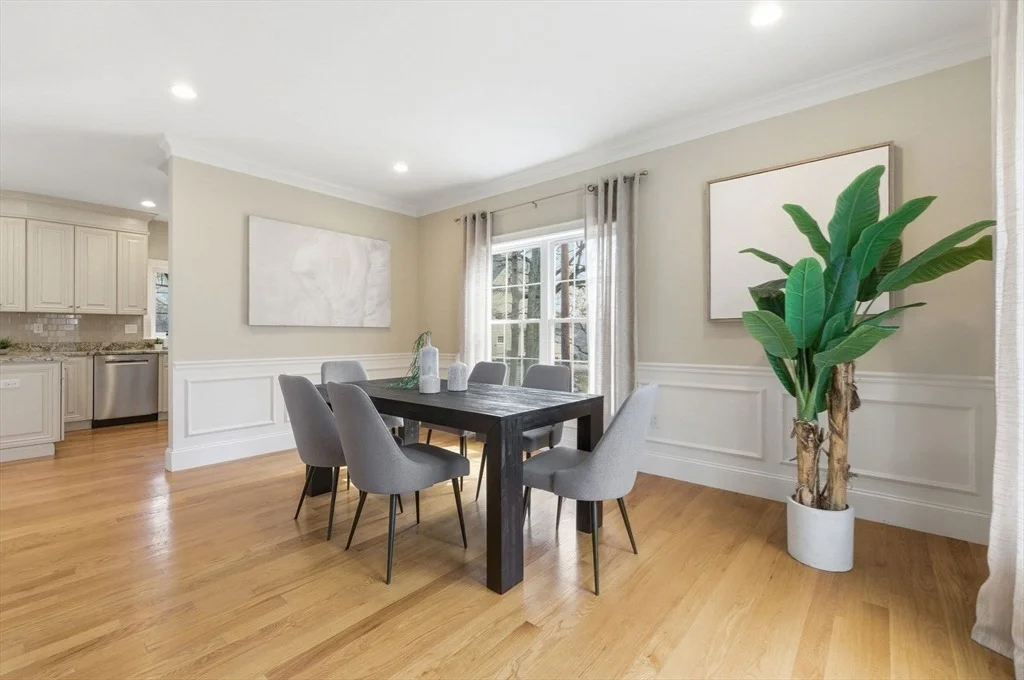 Photo of 129 Dennison Ave
