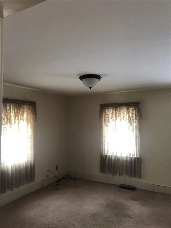 Photo of 94 Garfield Rd