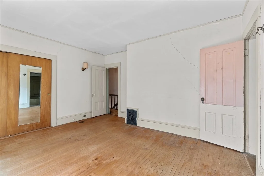 Photo of 367 Elm Street