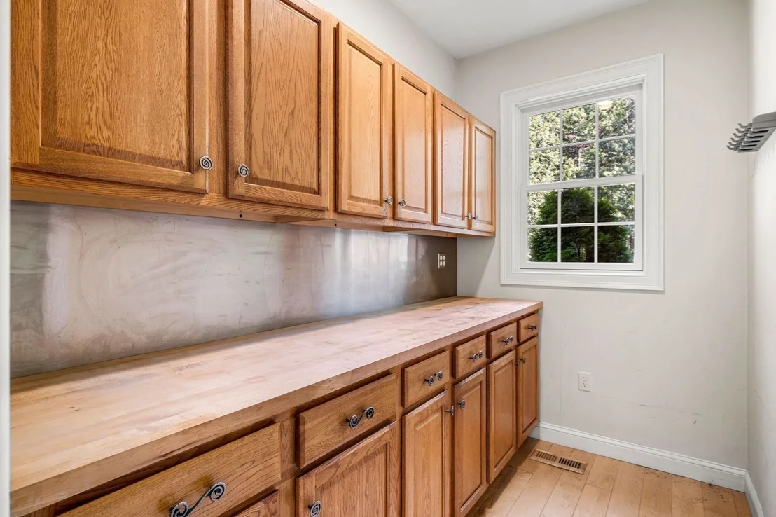 Photo of 9 Grandview Rd