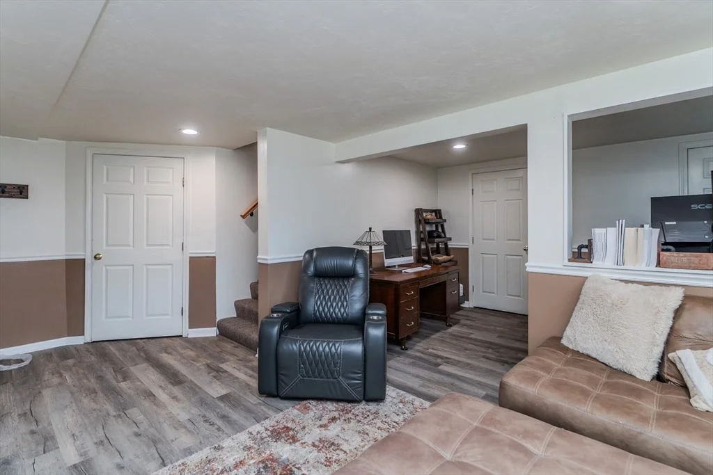 Photo of 446 Wheelwright Rd