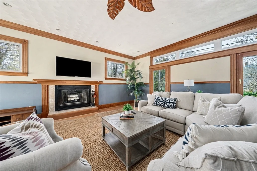 Photo of 53 Shore Dr