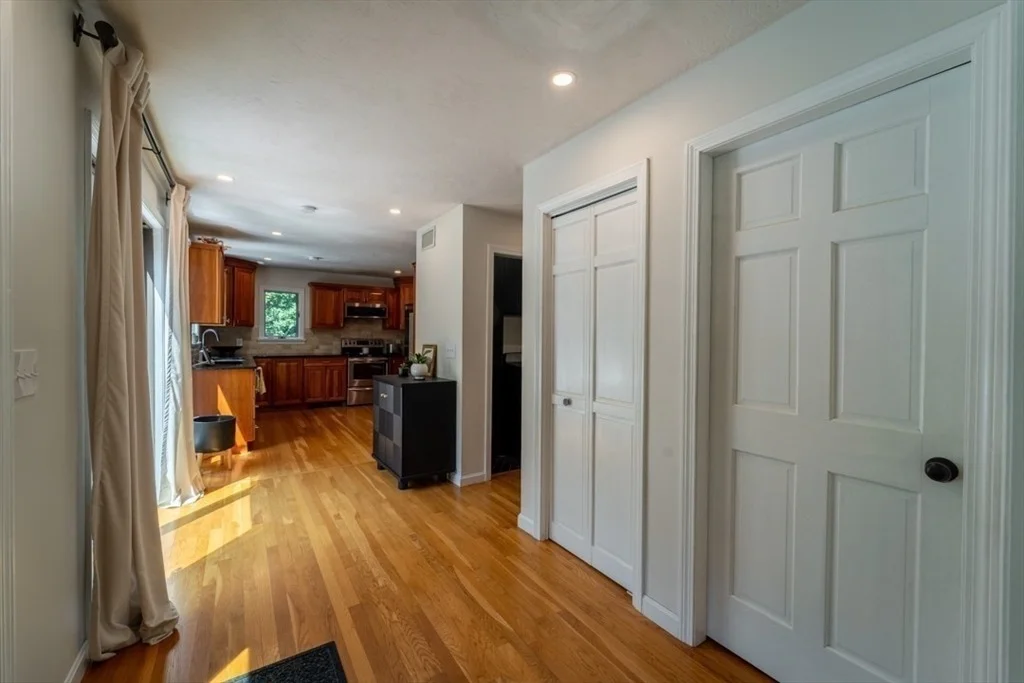 Photo of 140 Sutton Rd