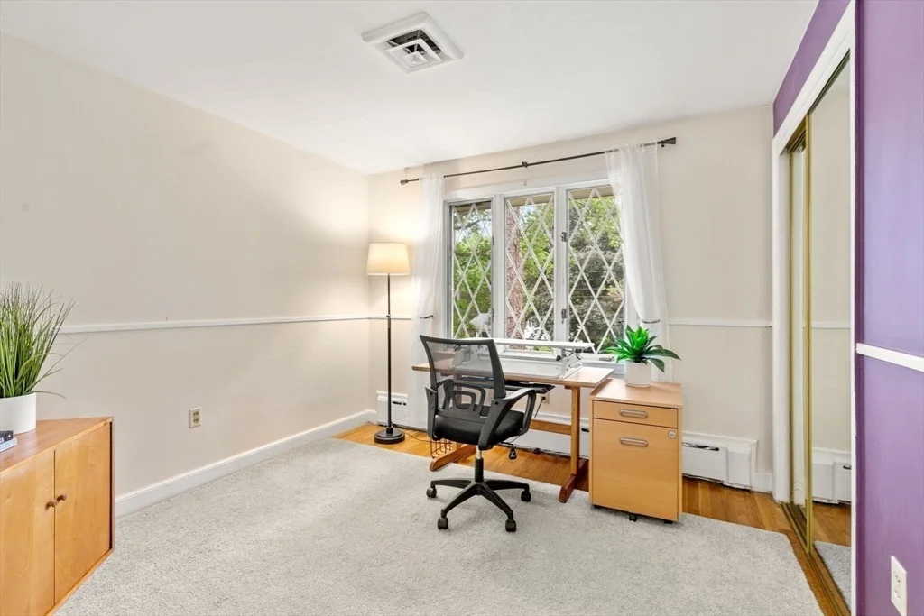 Photo of 19 Bosworth Rd