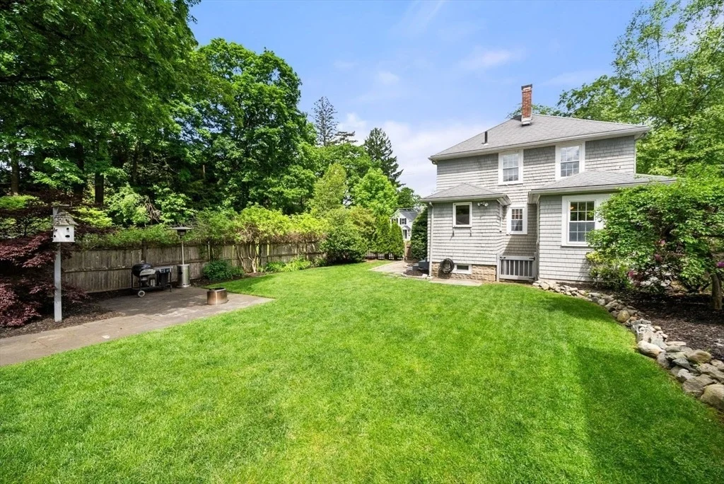 Photo of 678 Boston Post Road