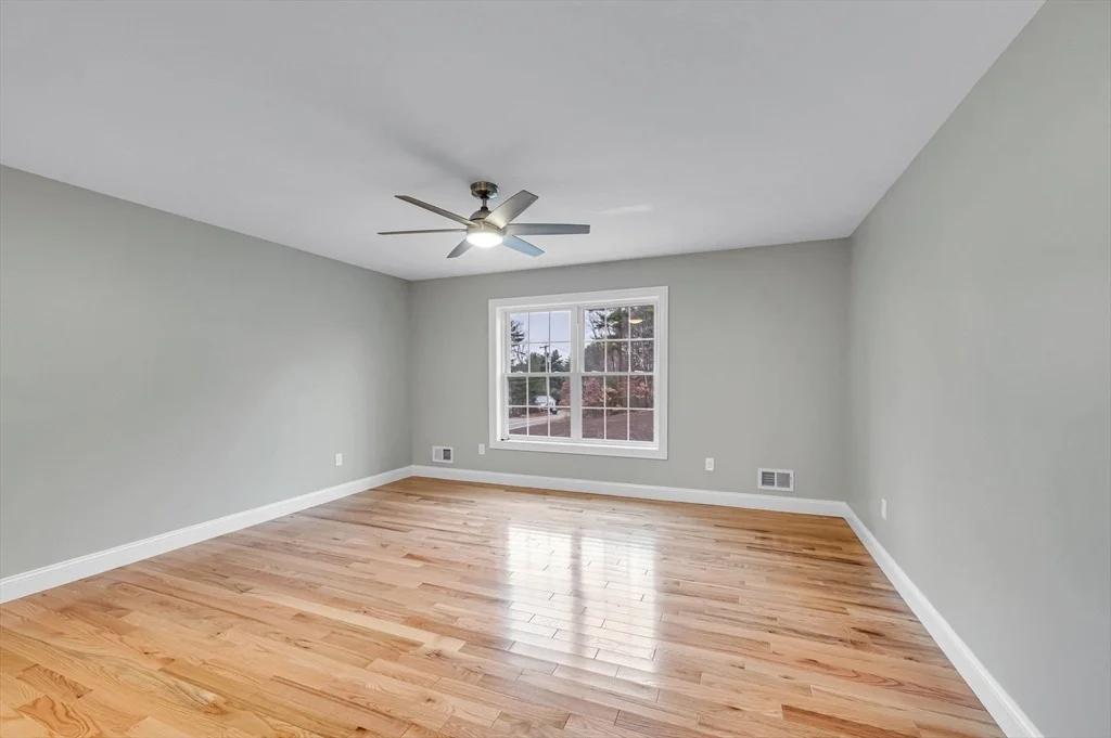Photo of 6 High Bluff