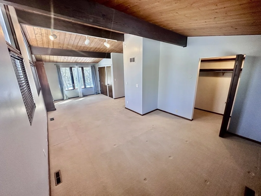 Photo of 25 Raynor Rd
