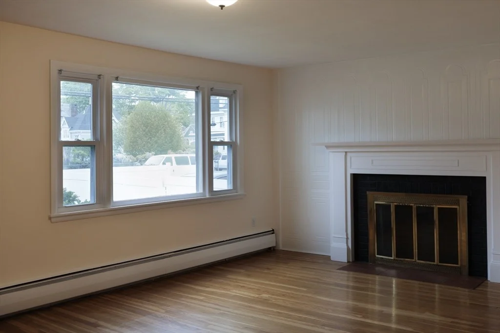 Photo of 1159 Middlesex St