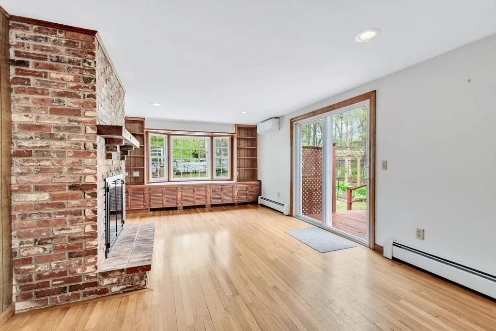 Photo of 12 Maple Lane
