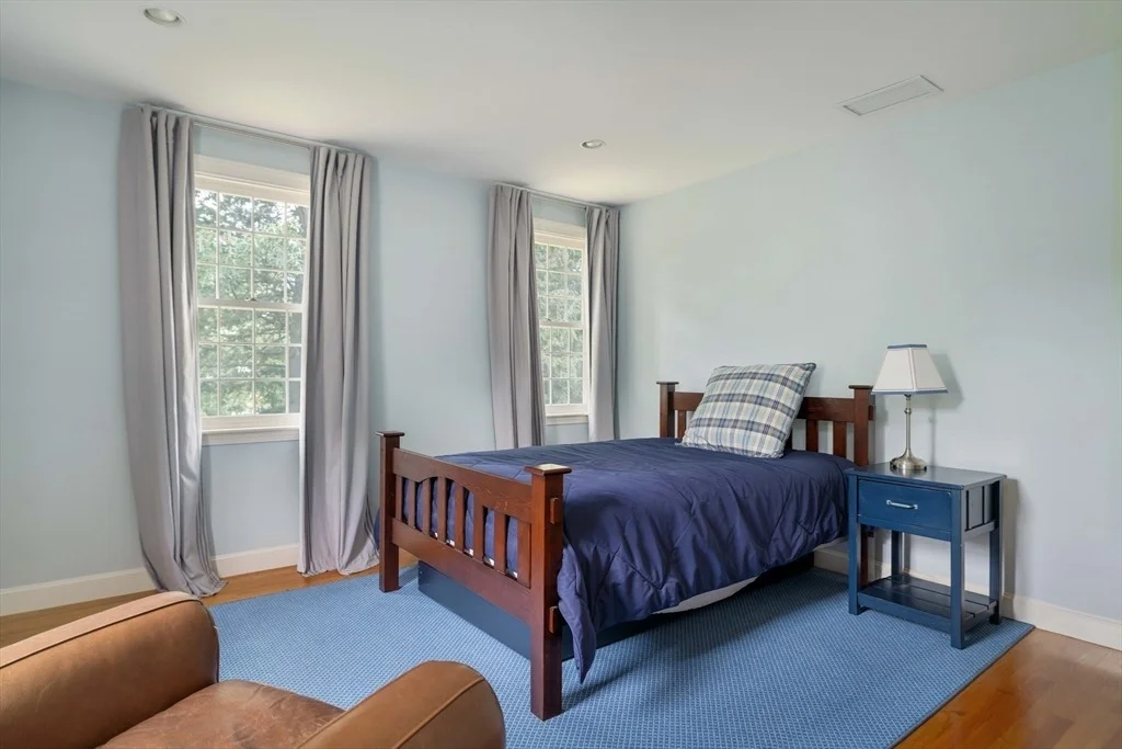 Photo of 38 Fuller Brook Rd