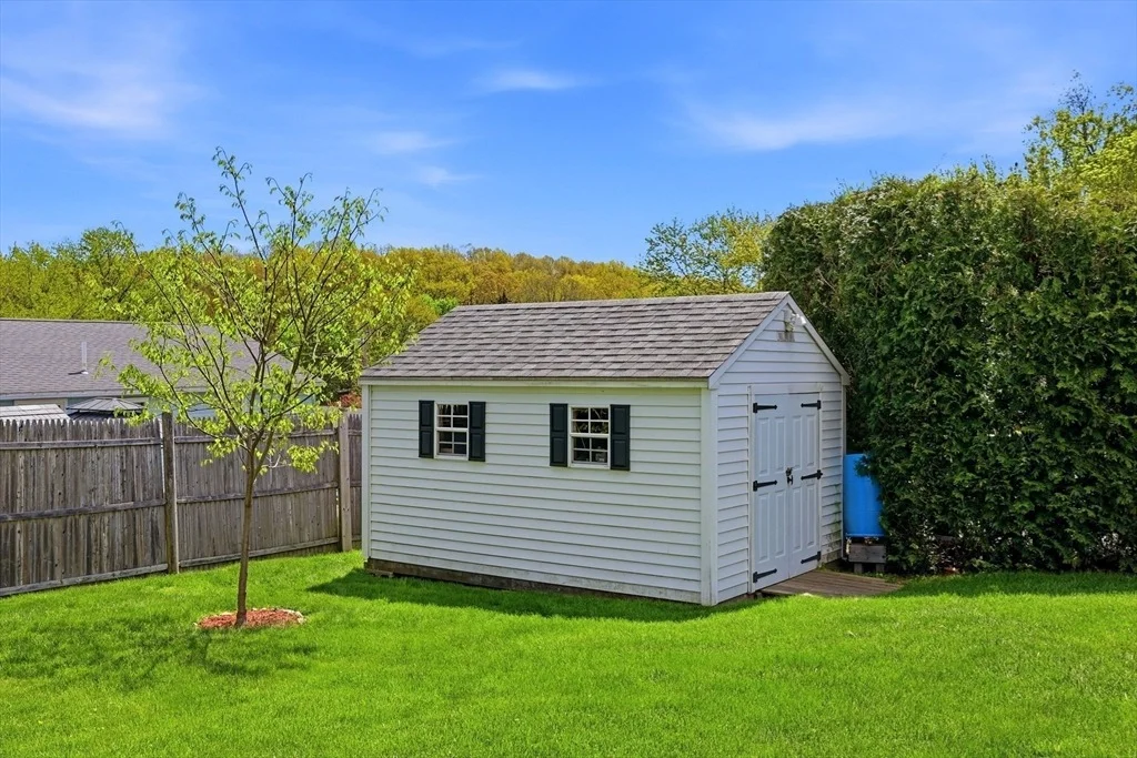 Photo of 24 Dell Ave
