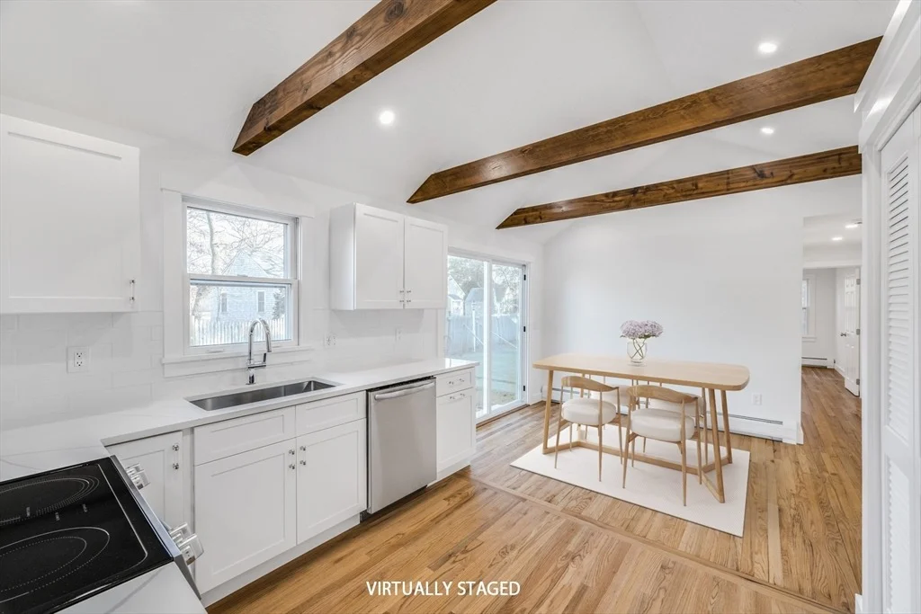 Photo of 310 White Oak Trail