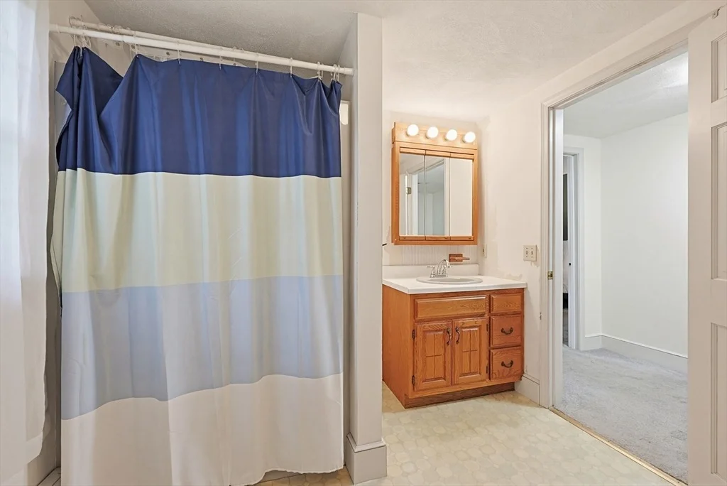 Photo of 281 Scott Rd