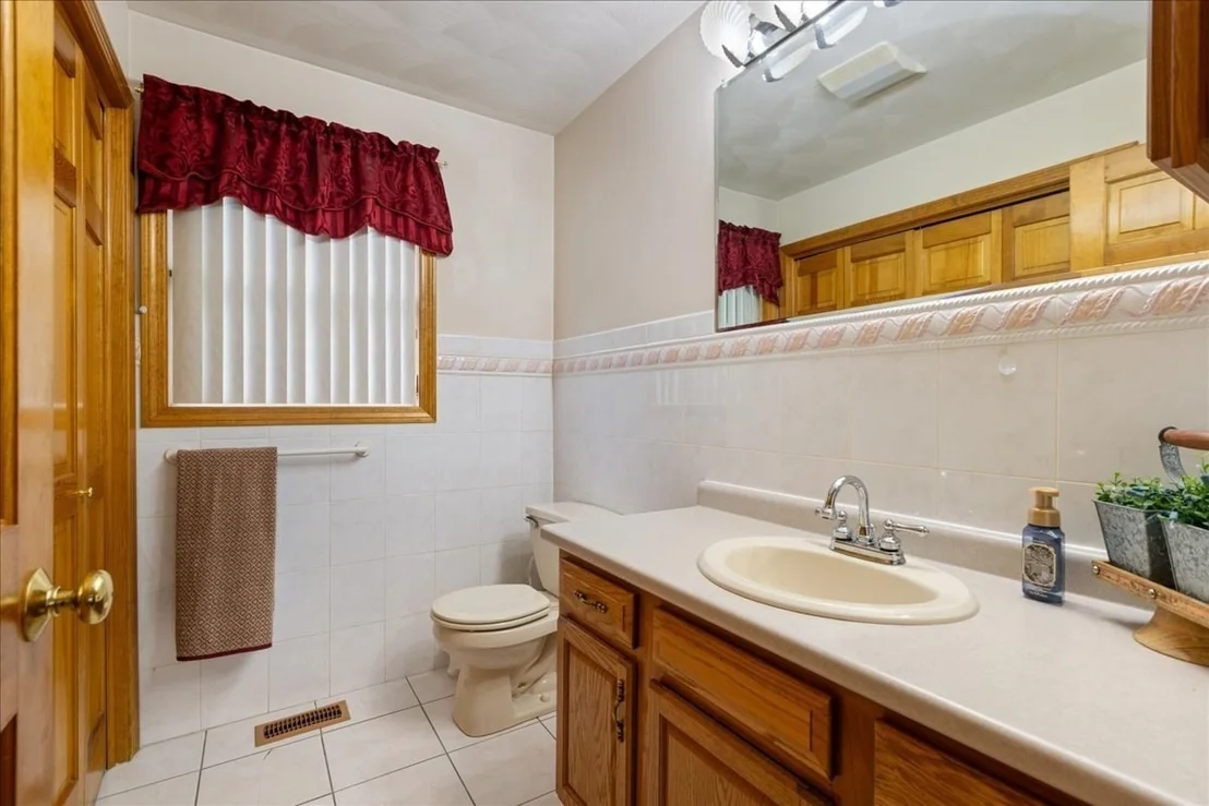 Photo of 8 Hunter Ave