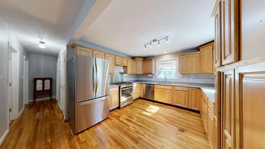 Photo of 19 Fieldcrest Ter