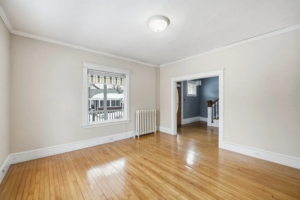 Photo of 18 Crescent St
