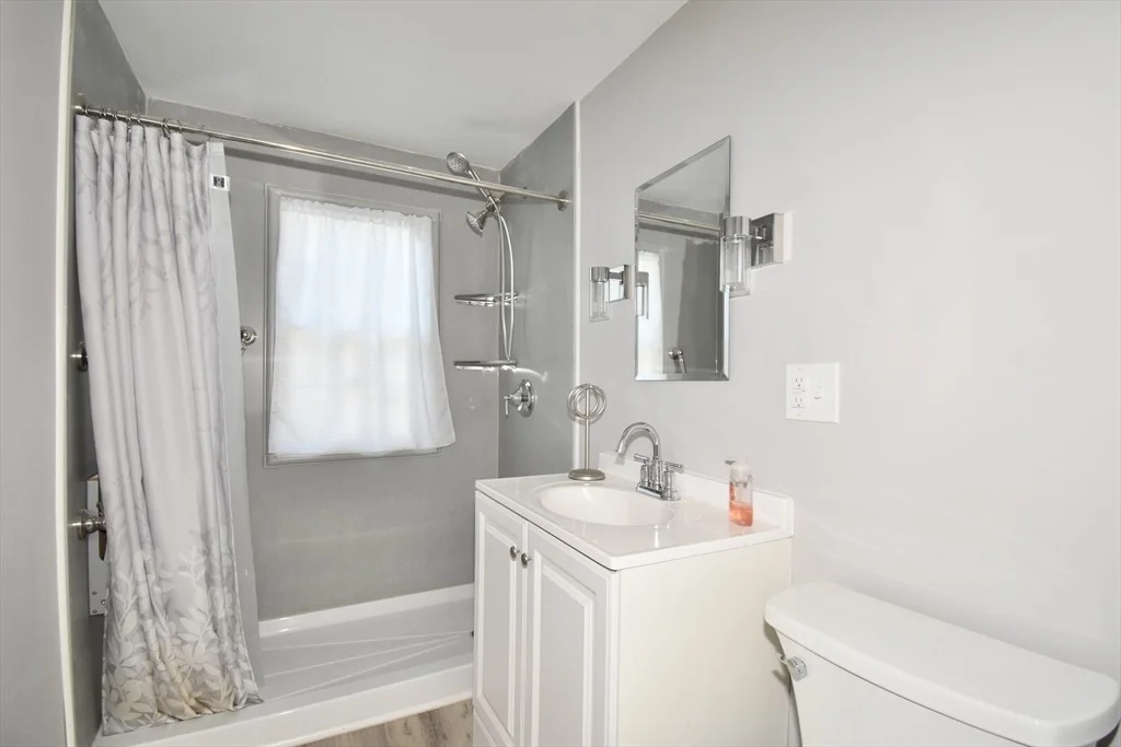 Photo of 51 Parkview St