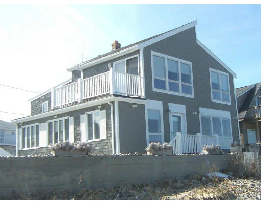 Photo of 15 Beach Ave