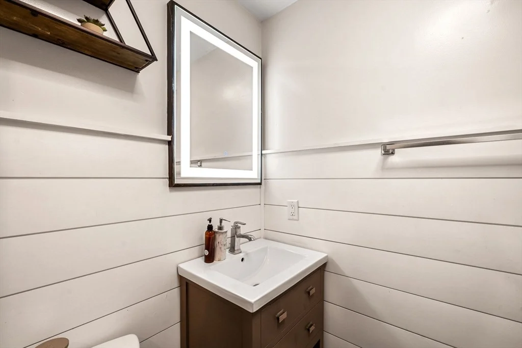 Photo of 22 Loring Rd