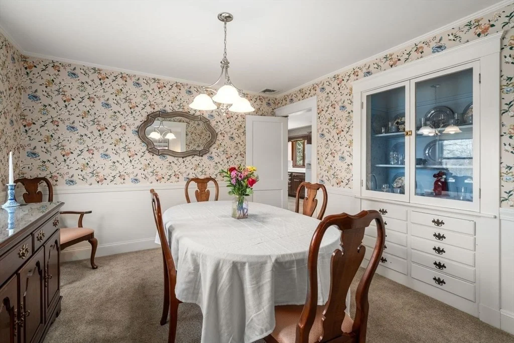 Photo of 84 Sassamon Ave