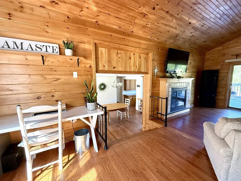 Photo of 27 Mayflower Circle