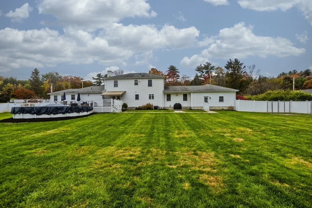 Photo of 76 Shaker Rd