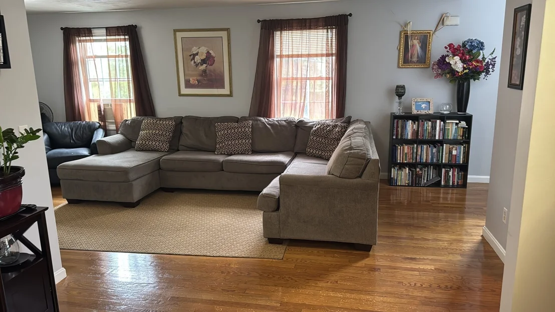 Photo of 1 Clegg St