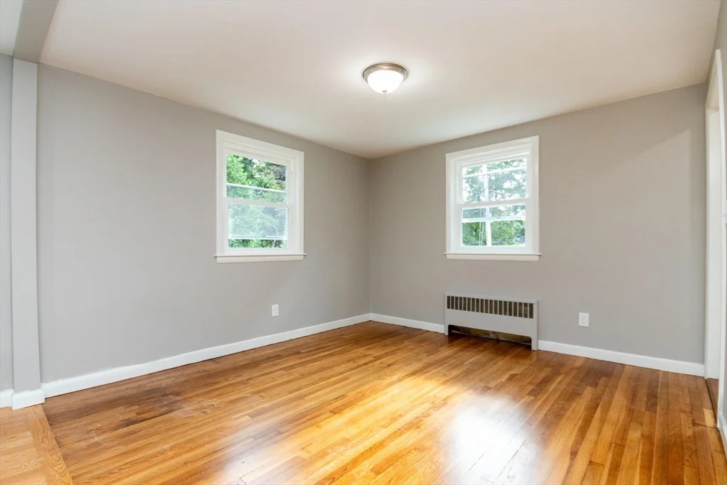 Photo of 4 Highland Cir