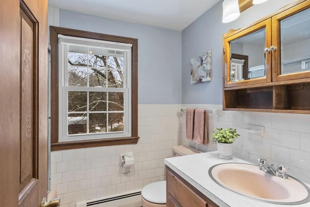 Photo of 11 Ethelyn Cir