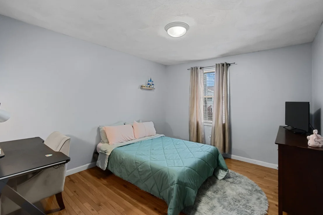 Photo of 52 Family Dr