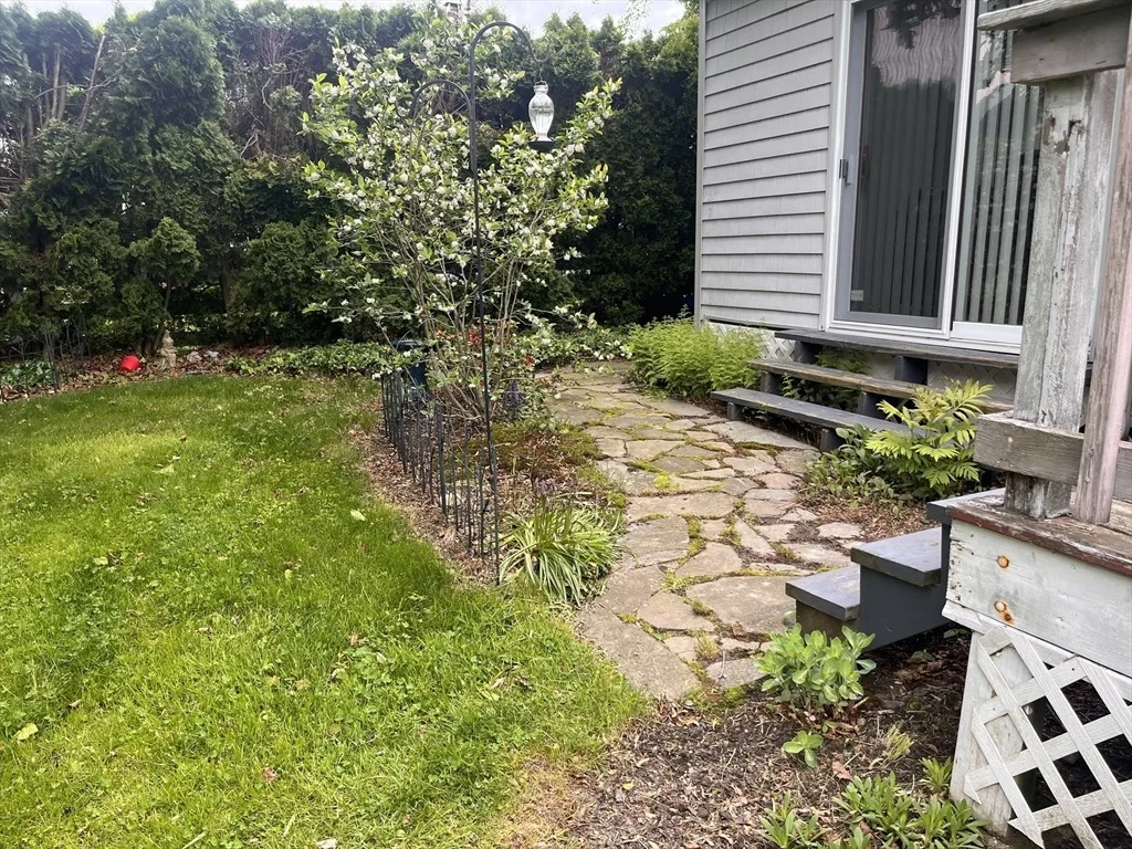 Photo of 12 Willow Tree Rd
