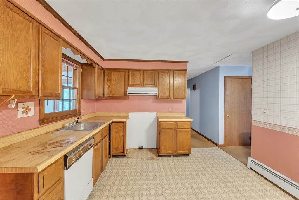 Photo of 47 Peltier St